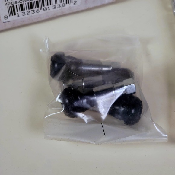 West Coast Wheel Accessories W55716S Spline Lug Nuts 20pc + Lock Valve Stems NOS - Picture 3 of 4